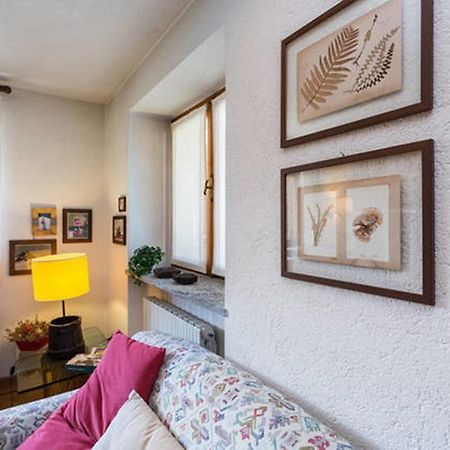 Chalet Di Charme A กูร์มาเยอร์ ภายนอก รูปภาพ